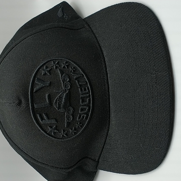 Fly Society Other - FLY SOCIETY  New Classic Black Snapback Hat/Cap